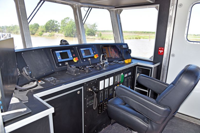 View from the helm of NYC Ferry H 101.